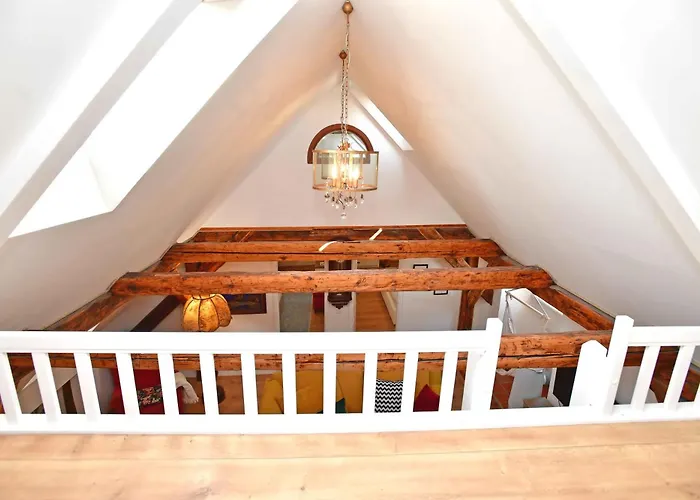 Romantic Apartment Under The Prague Castle