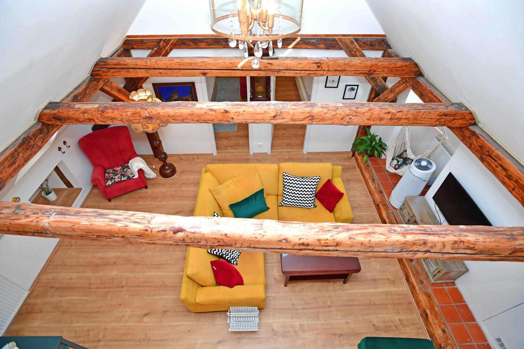 Romantic Under The Castle Apartment Prague